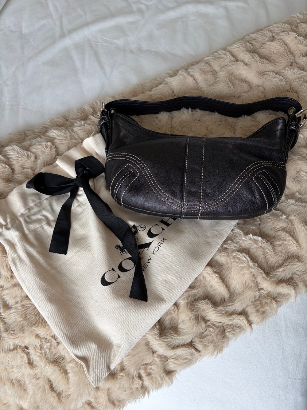 Vintage Coach SoHo mini Shoulder Hobo Bag black leather -  Style #8A01